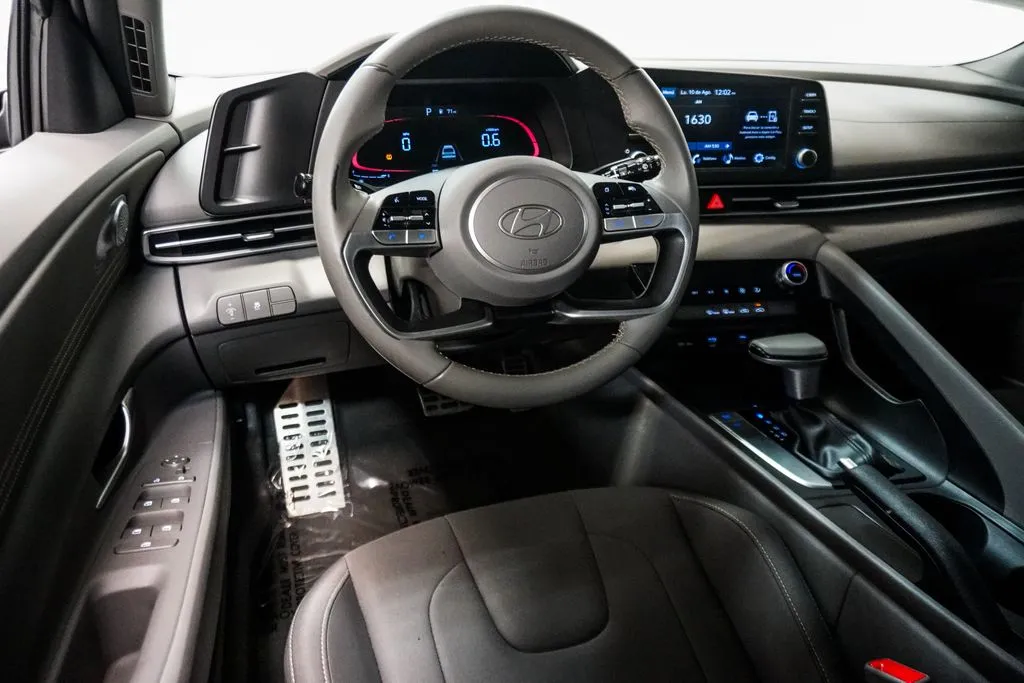 2025 Hyundai Elantra SEL Sport, photo 8