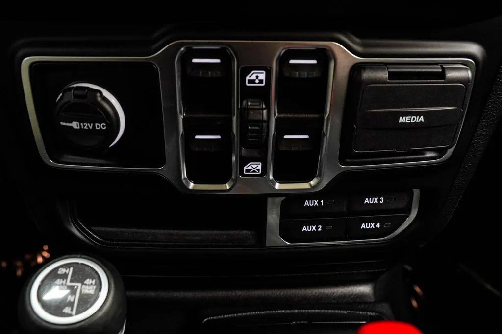 2022 Jeep Wrangler Unlimited Sahara 4xe, photo 25