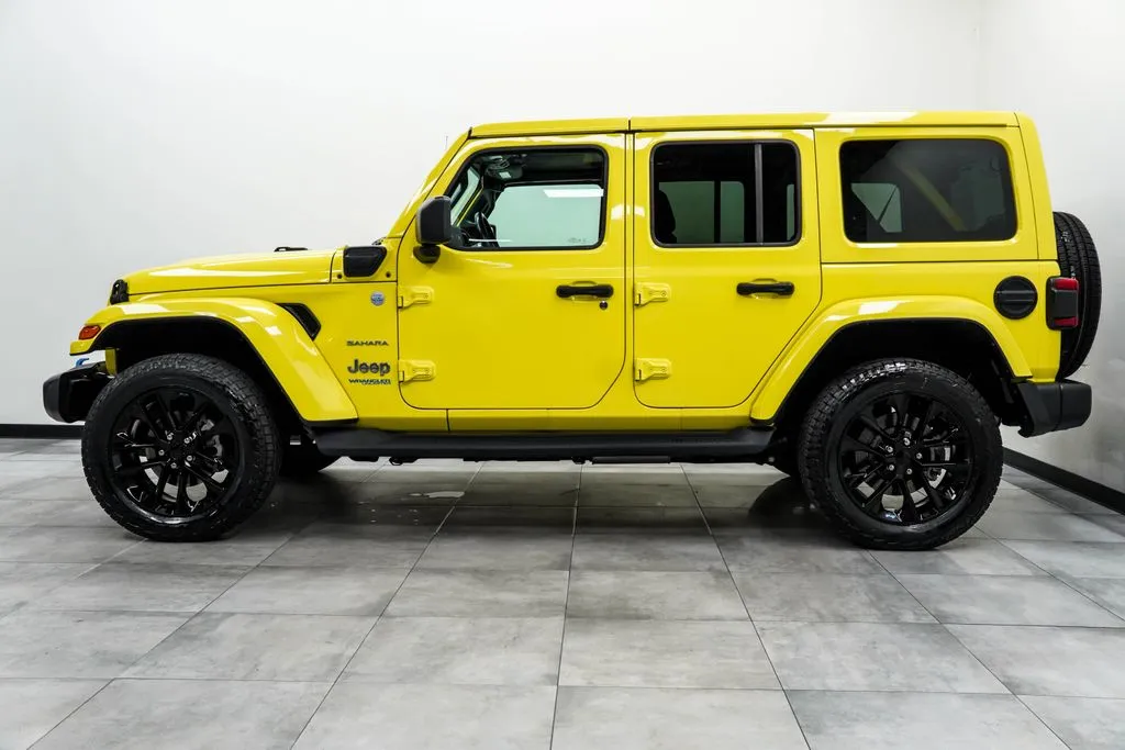 2022 Jeep Wrangler Unlimited Sahara 4xe, photo 9