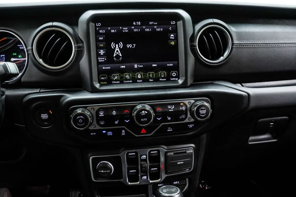 2022 Jeep Wrangler Unlimited Sahara 4xe, photo 24