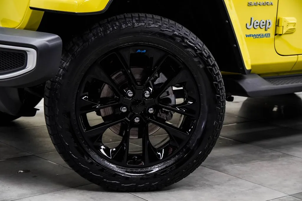 2022 Jeep Wrangler Unlimited Sahara 4xe, photo 4