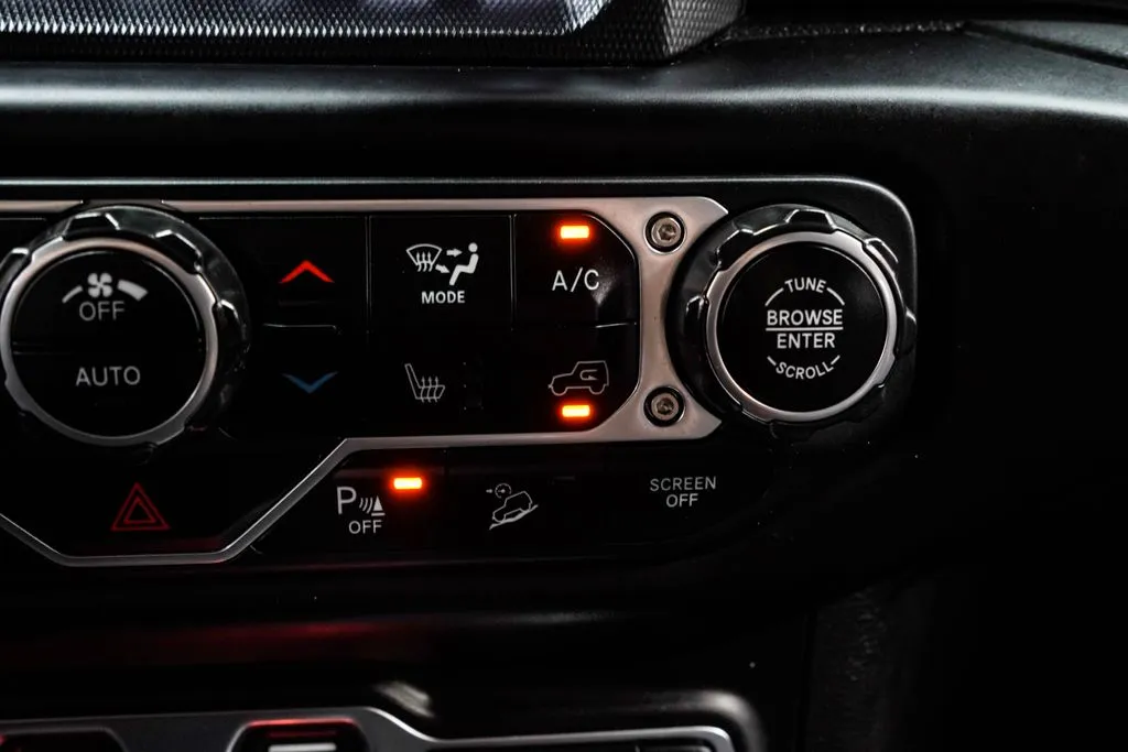 2021 Jeep Wrangler Unlimited Sahara Altitude, photo 27