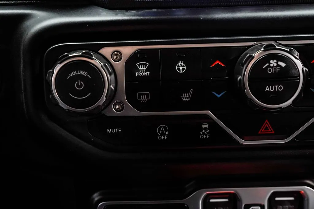 2021 Jeep Wrangler Unlimited Sahara Altitude, photo 26