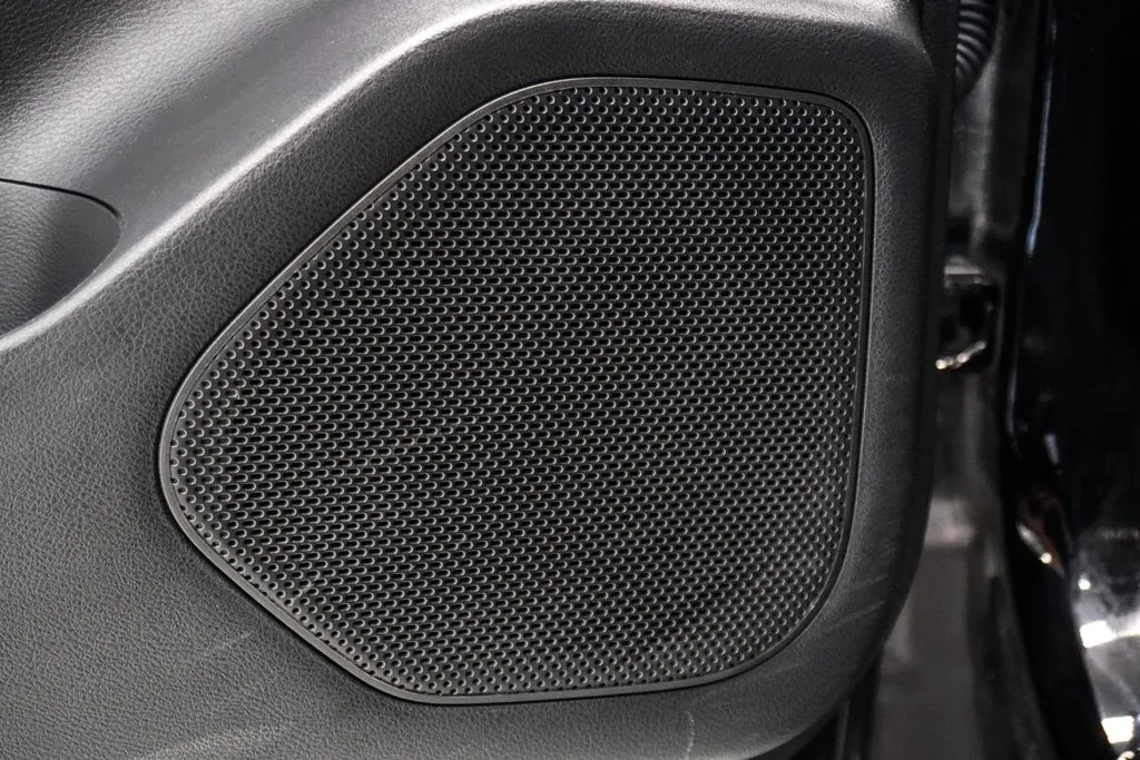 2023 Nissan Rogue SV, photo 20