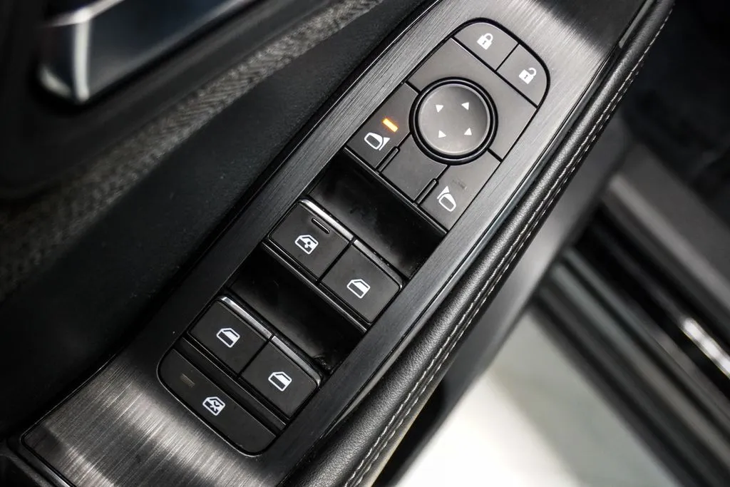 2023 Nissan Rogue SV, photo 21