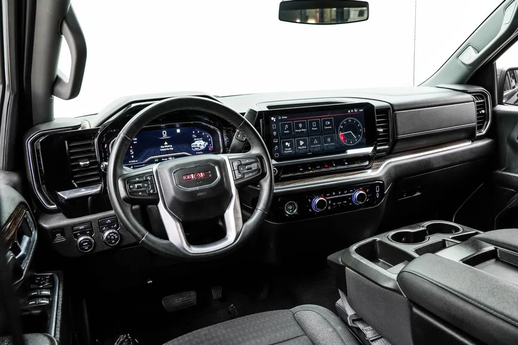 2023 GMC Sierra 1500 Elevation, photo 3