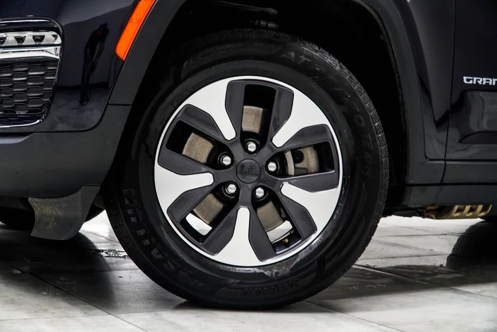 2024 Jeep Grand Cherokee 4xe, photo 3