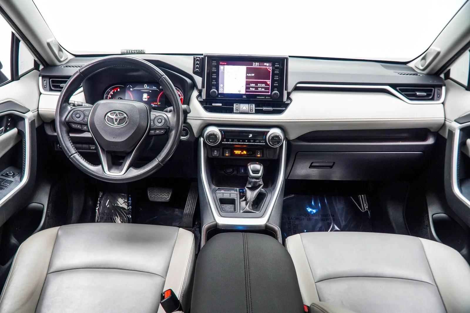 2020 Toyota RAV4 Limited, photo 4