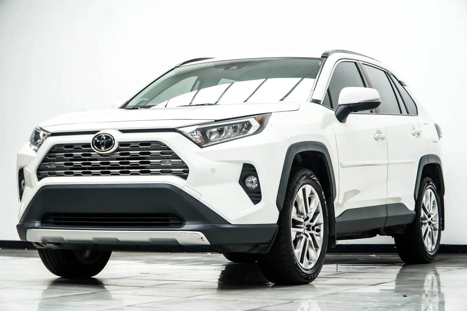 2020 Toyota RAV4 Limited, photo 8