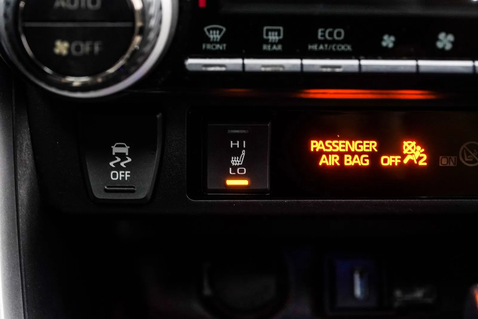 2020 Toyota RAV4 Limited, photo 23