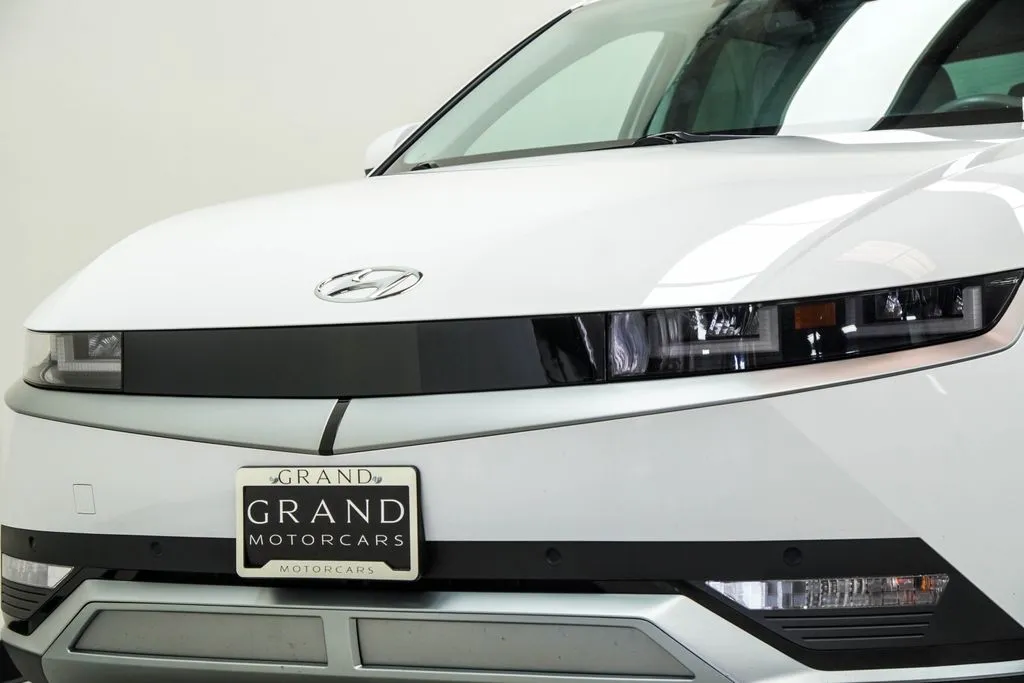 2023 Hyundai IONIQ 5 SEL, photo 2