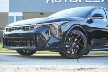 2025 Kia K4 GT-Line Turbo