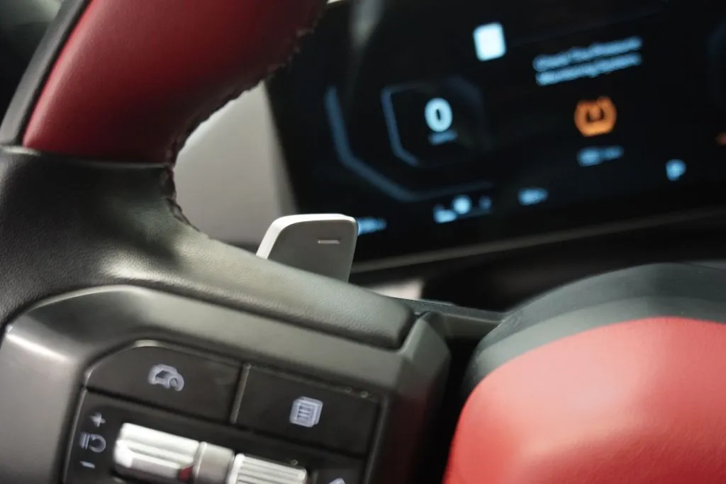 2025 Kia K4 GT-Line Turbo, photo 15