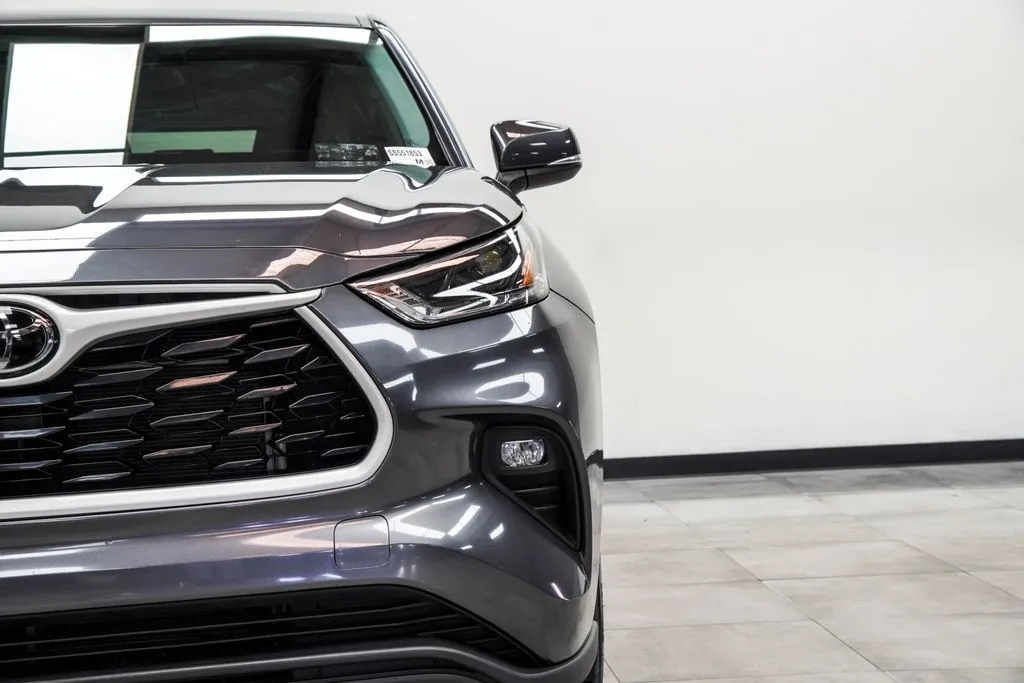 2025 Toyota Highlander LE, photo 7