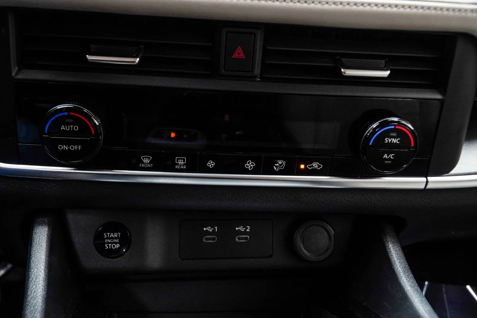 2025 Nissan Rogue SV, photo 20