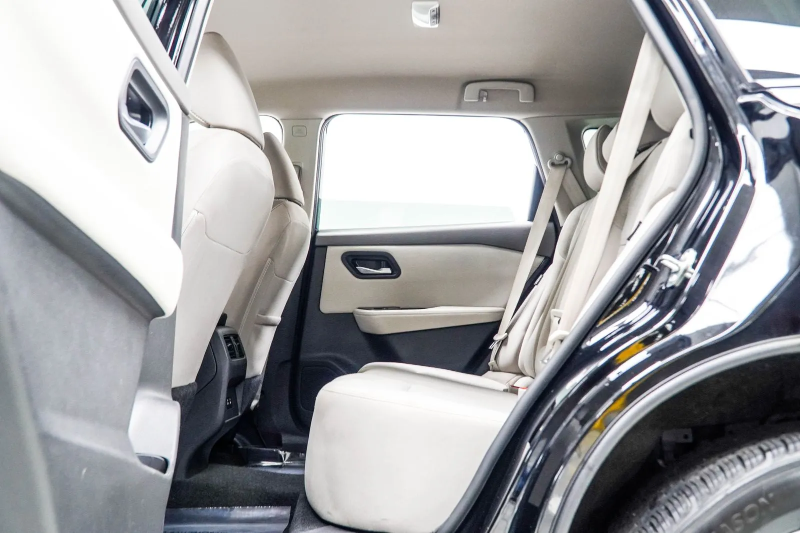 2025 Nissan Rogue SV, photo 31