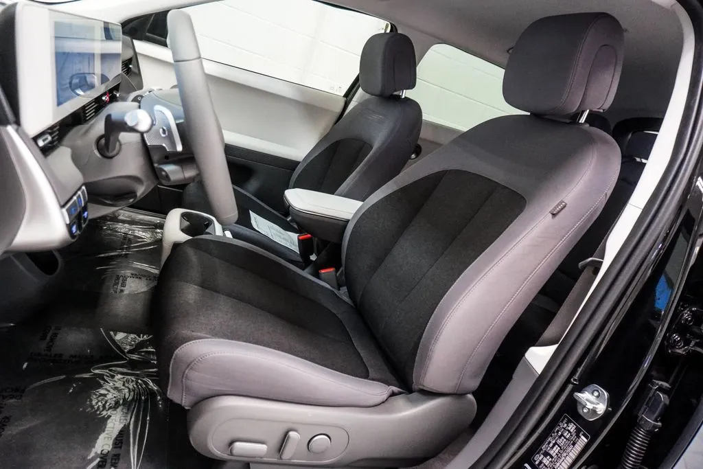 2023 Hyundai IONIQ 5 SE, photo 4