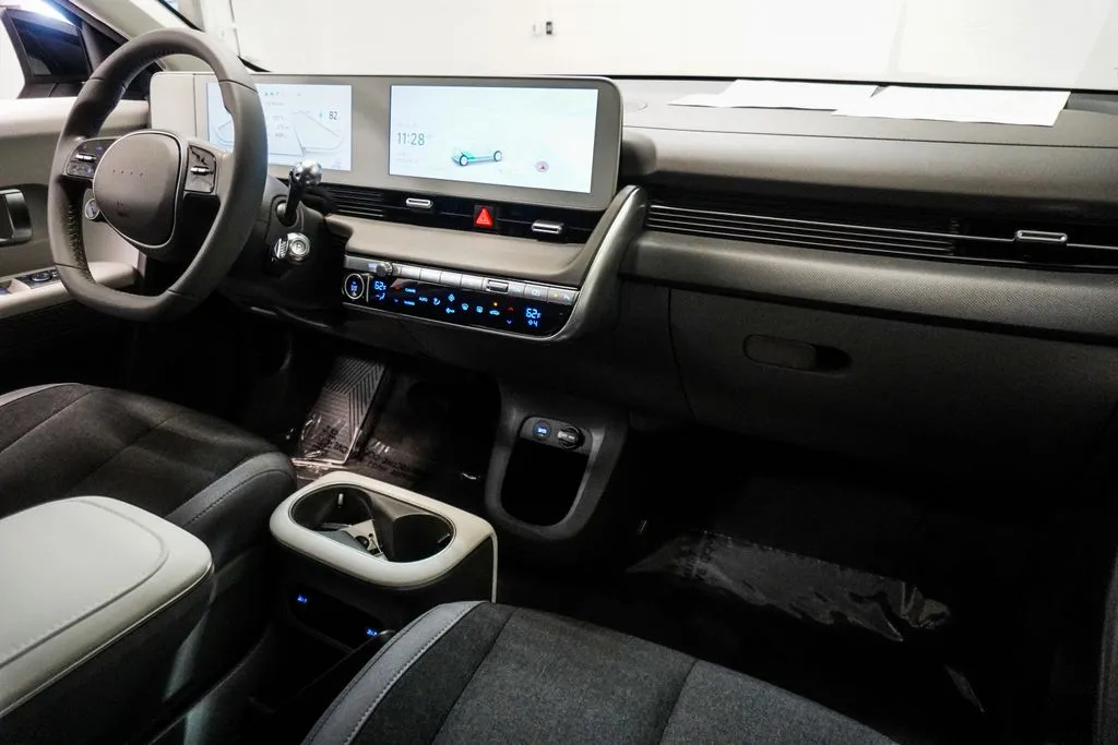 2023 Hyundai IONIQ 5 SE, photo 7