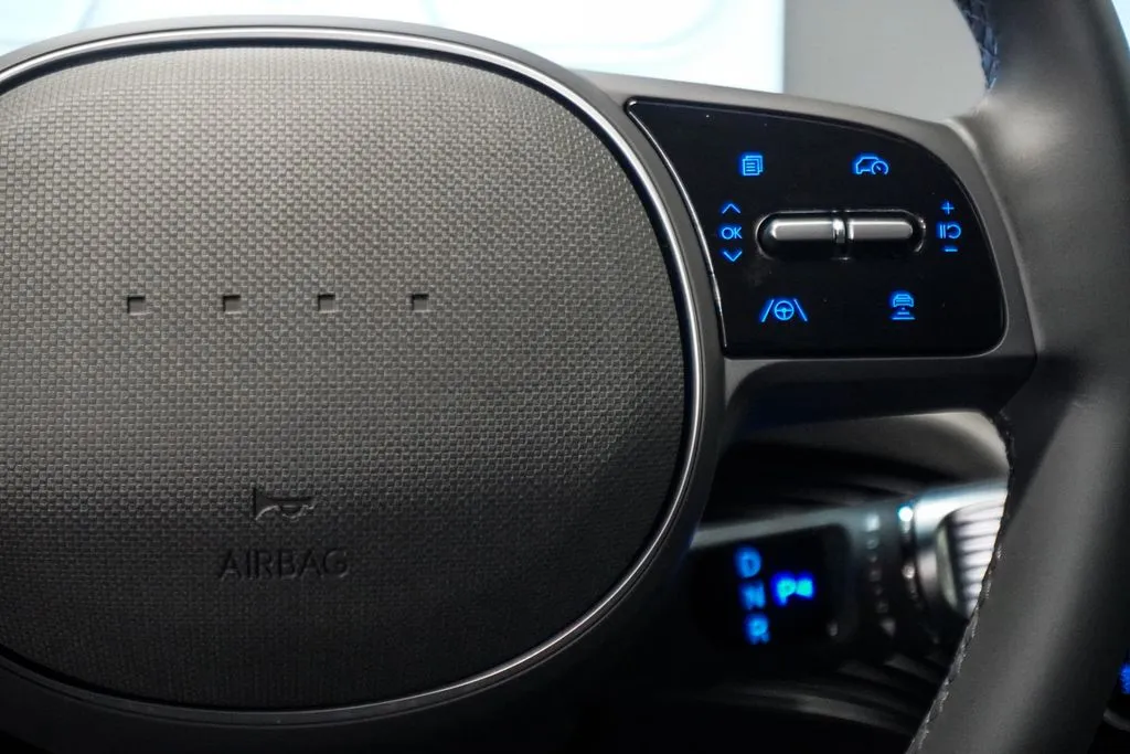 2023 Hyundai IONIQ 5 SE, photo 11