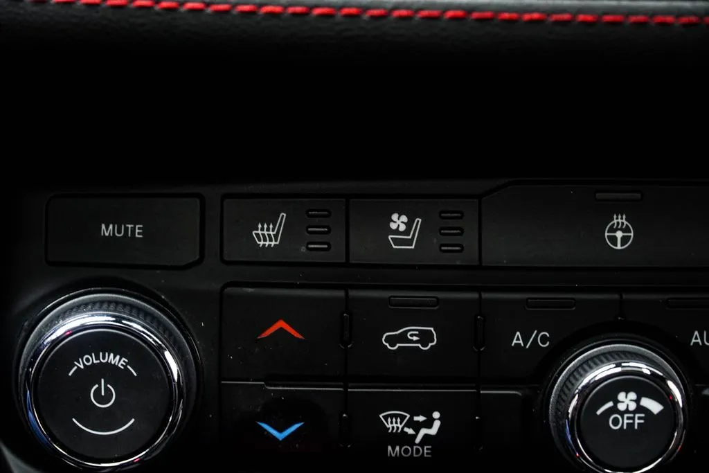2025 Dodge Durango R/T Plus, photo 23