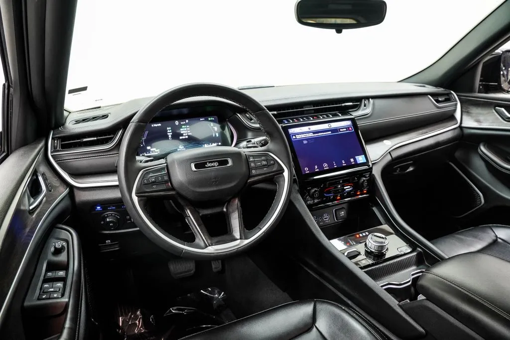 2024 Jeep Grand Cherokee 4xe, photo 2