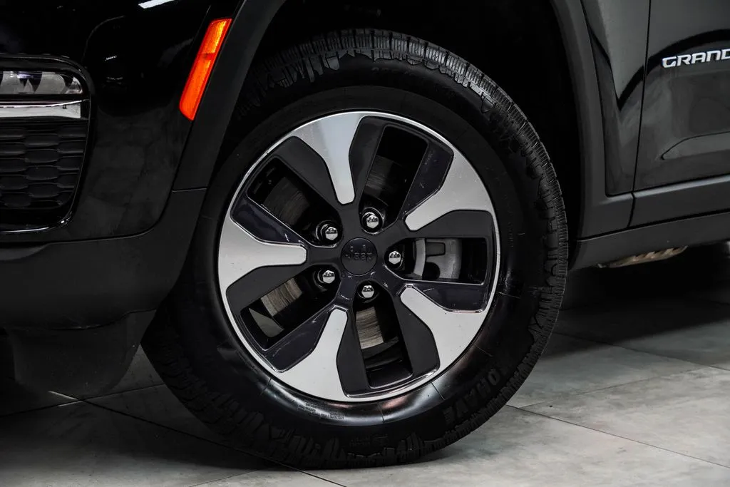 2024 Jeep Grand Cherokee 4xe, photo 3
