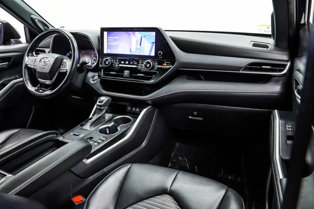 2023 Toyota Highlander XSE, photo 21