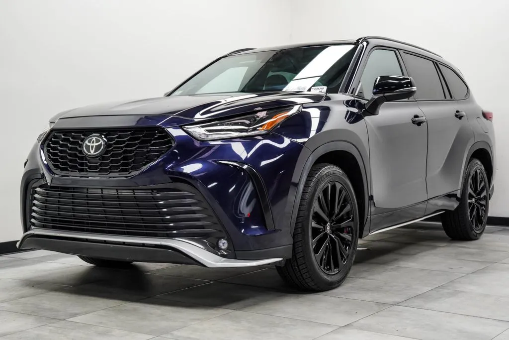 2023 Toyota Highlander XSE, photo 8