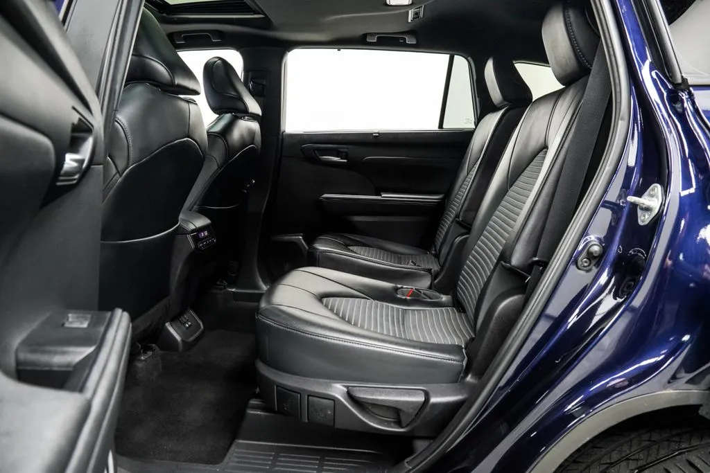 2023 Toyota Highlander XSE, photo 17