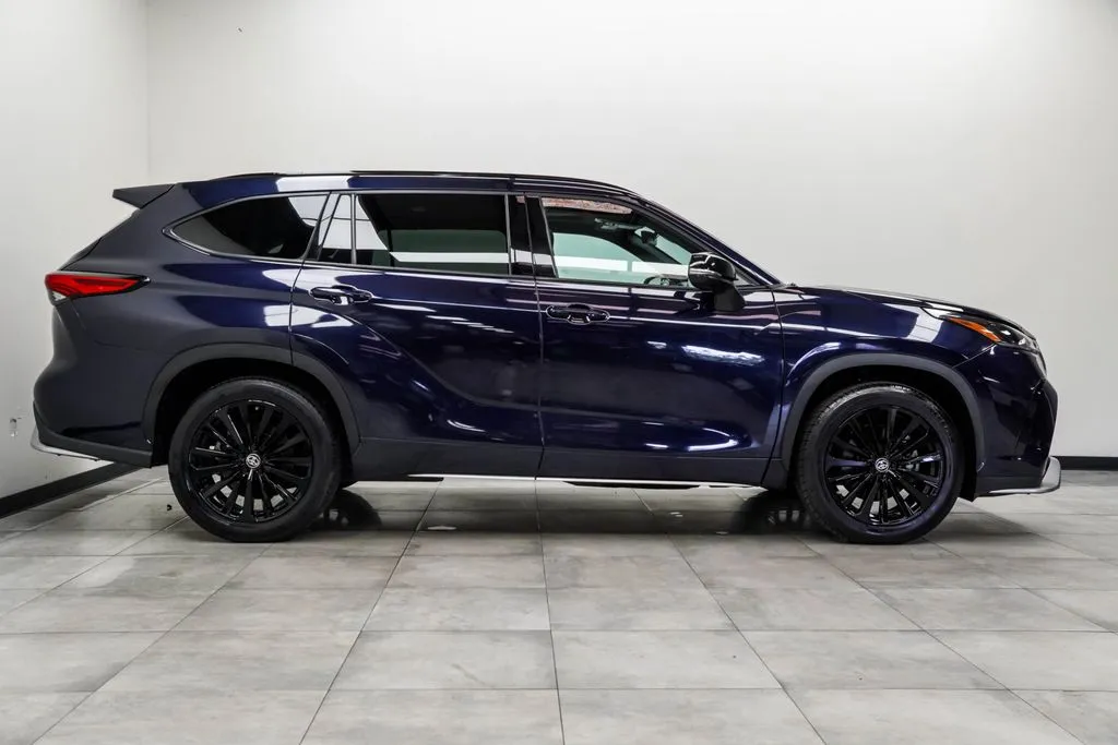 2023 Toyota Highlander XSE, photo 6