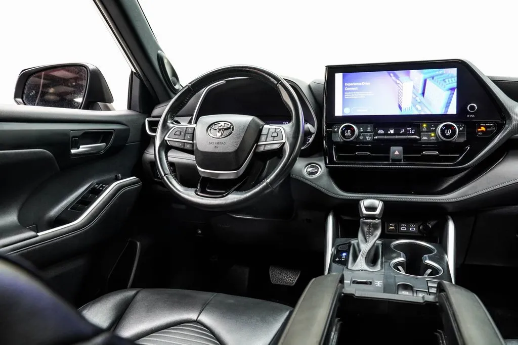 2023 Toyota Highlander XSE, photo 23