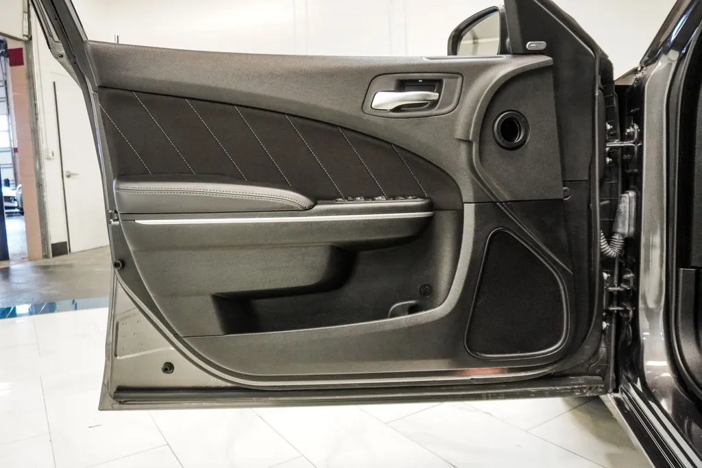 2023 Dodge Charger SXT, photo 12