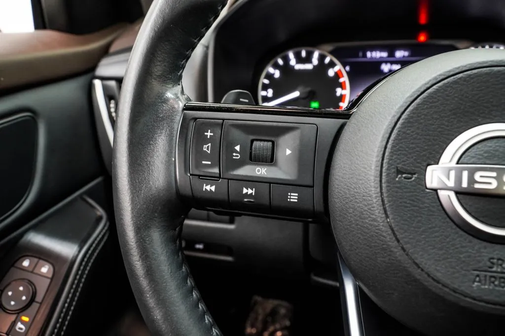 2023 Nissan Rogue SV, photo 30