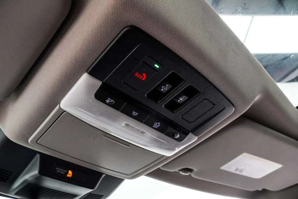 2023 Nissan Rogue SV, photo 35