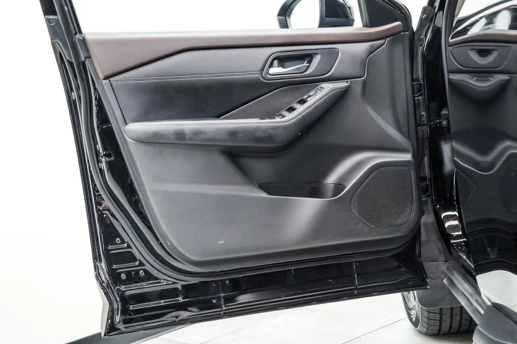 2023 Nissan Rogue SV, photo 36