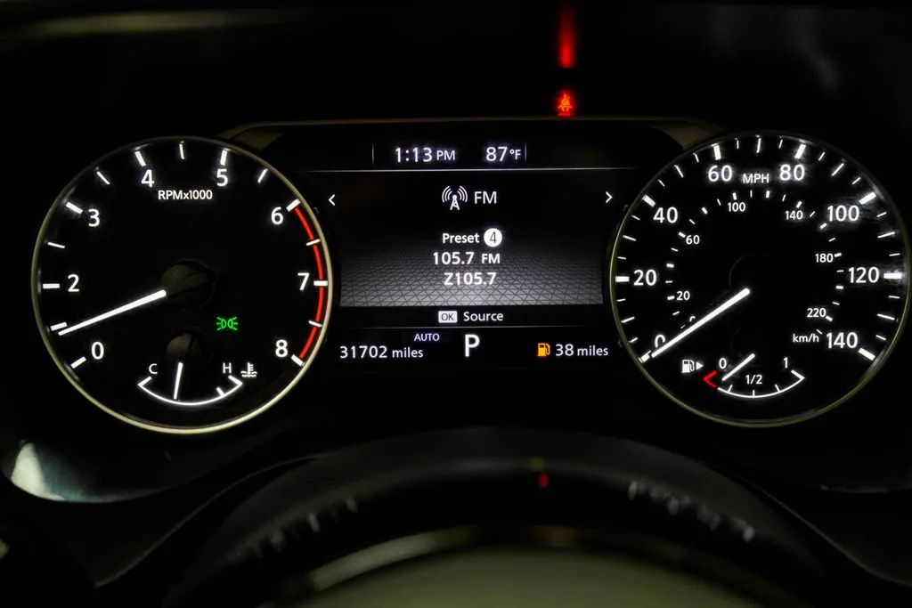 2023 Nissan Rogue SV, photo 32