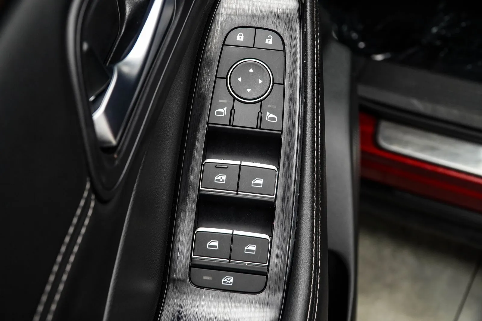 2023 Nissan Rogue SL, photo 32