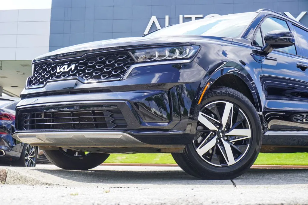 2023 Kia Sorento S, photo 1