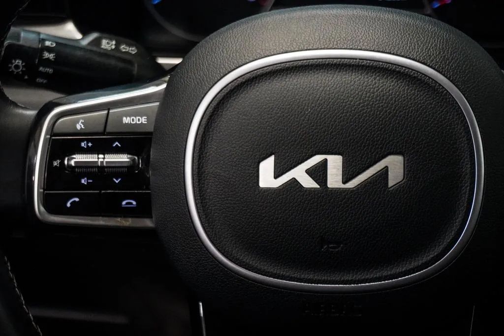 2023 Kia Sorento S, photo 13