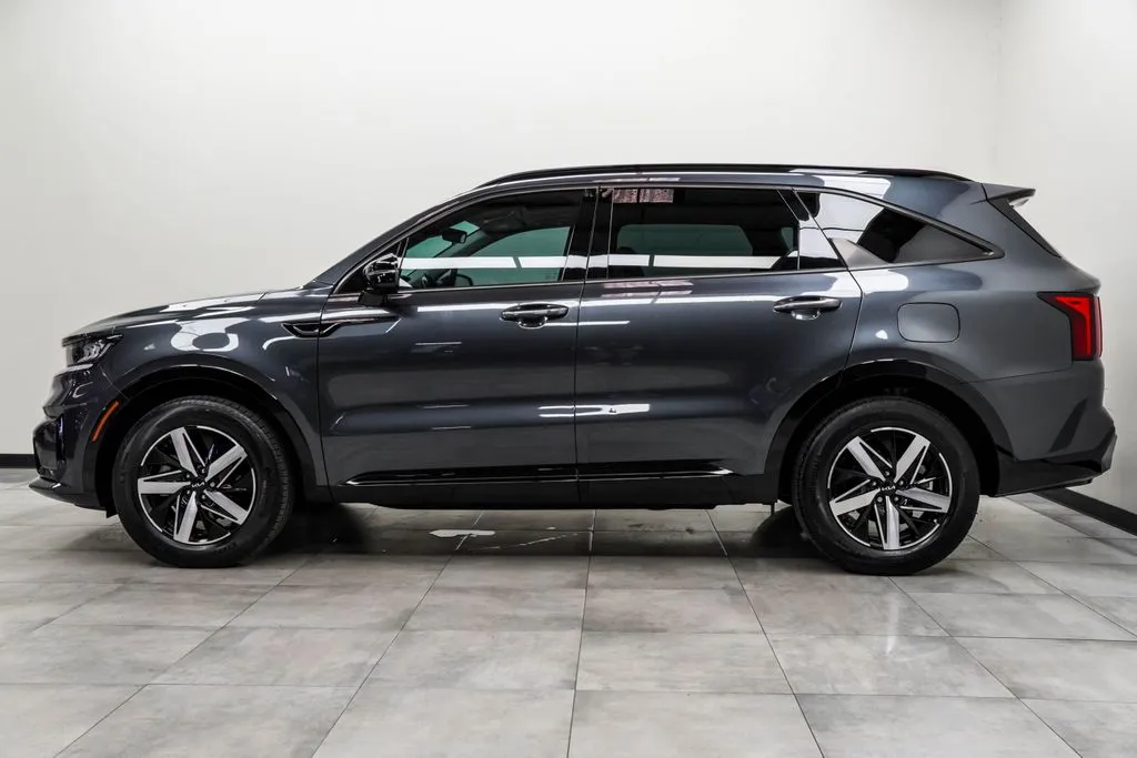 2023 Kia Sorento S, photo 8