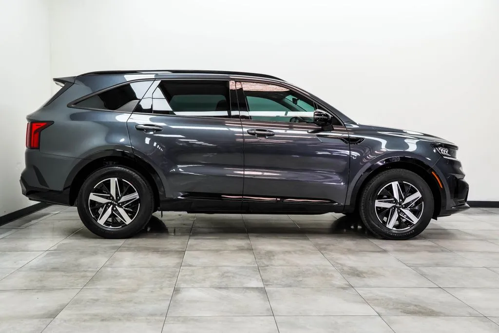2023 Kia Sorento S, photo 5