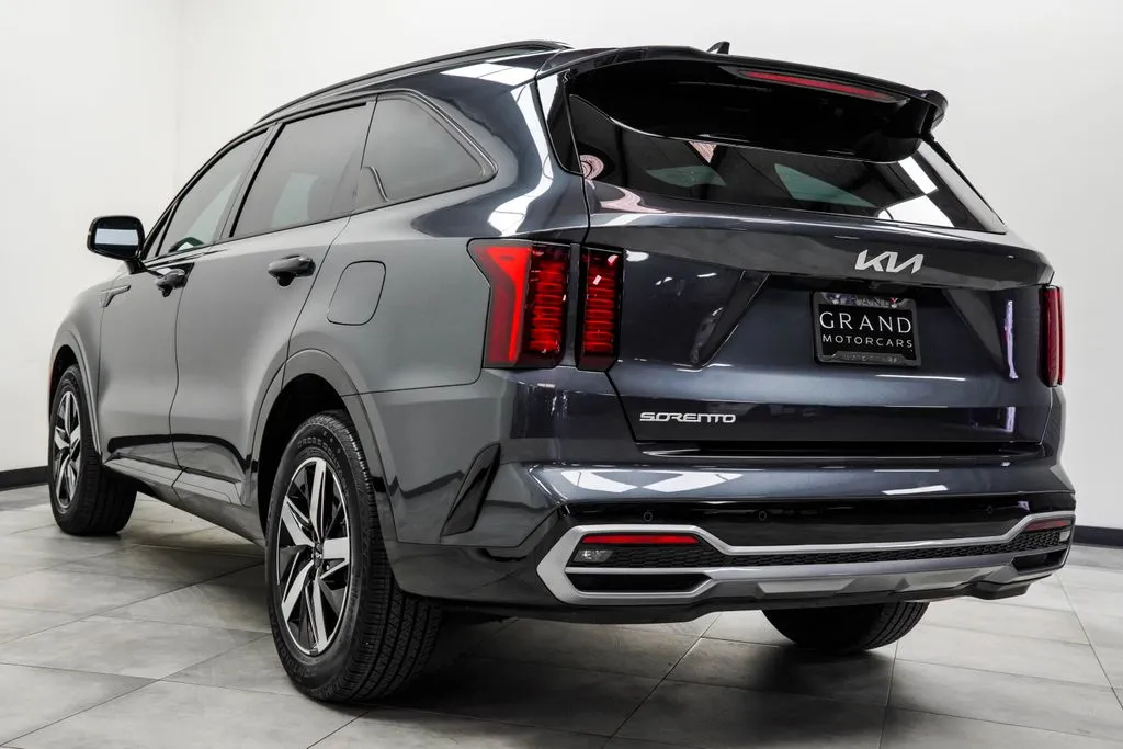 2023 Kia Sorento S, photo 10