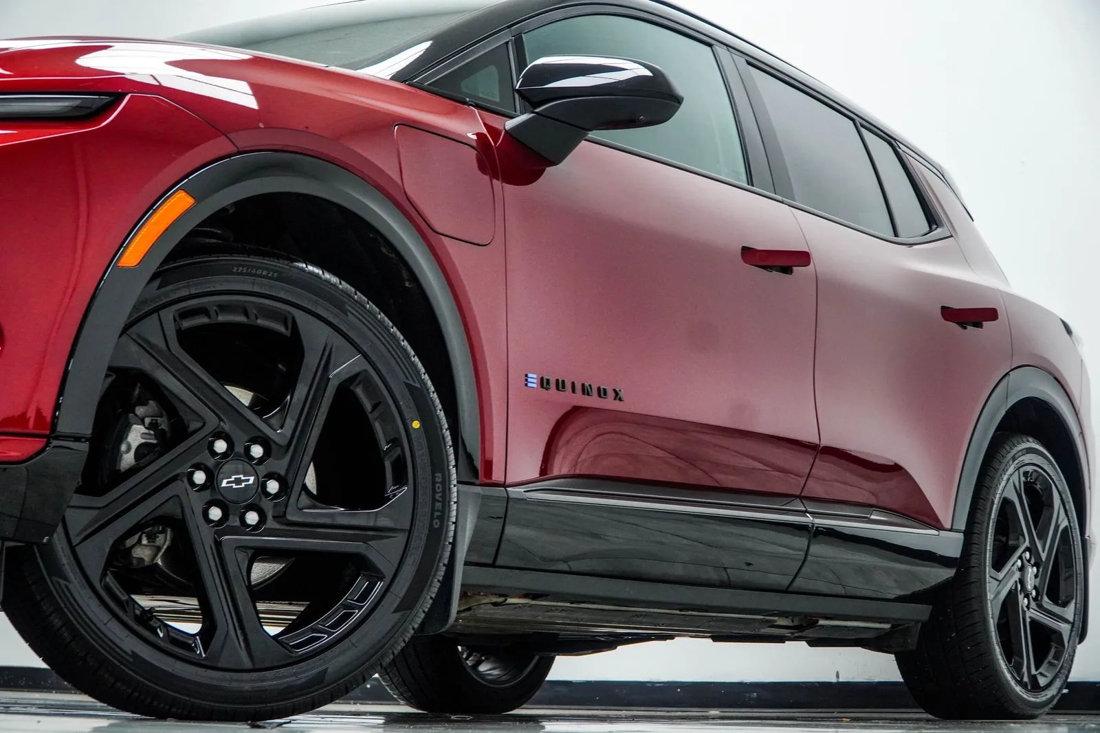 2024 Chevrolet Equinox EV RS, photo 2