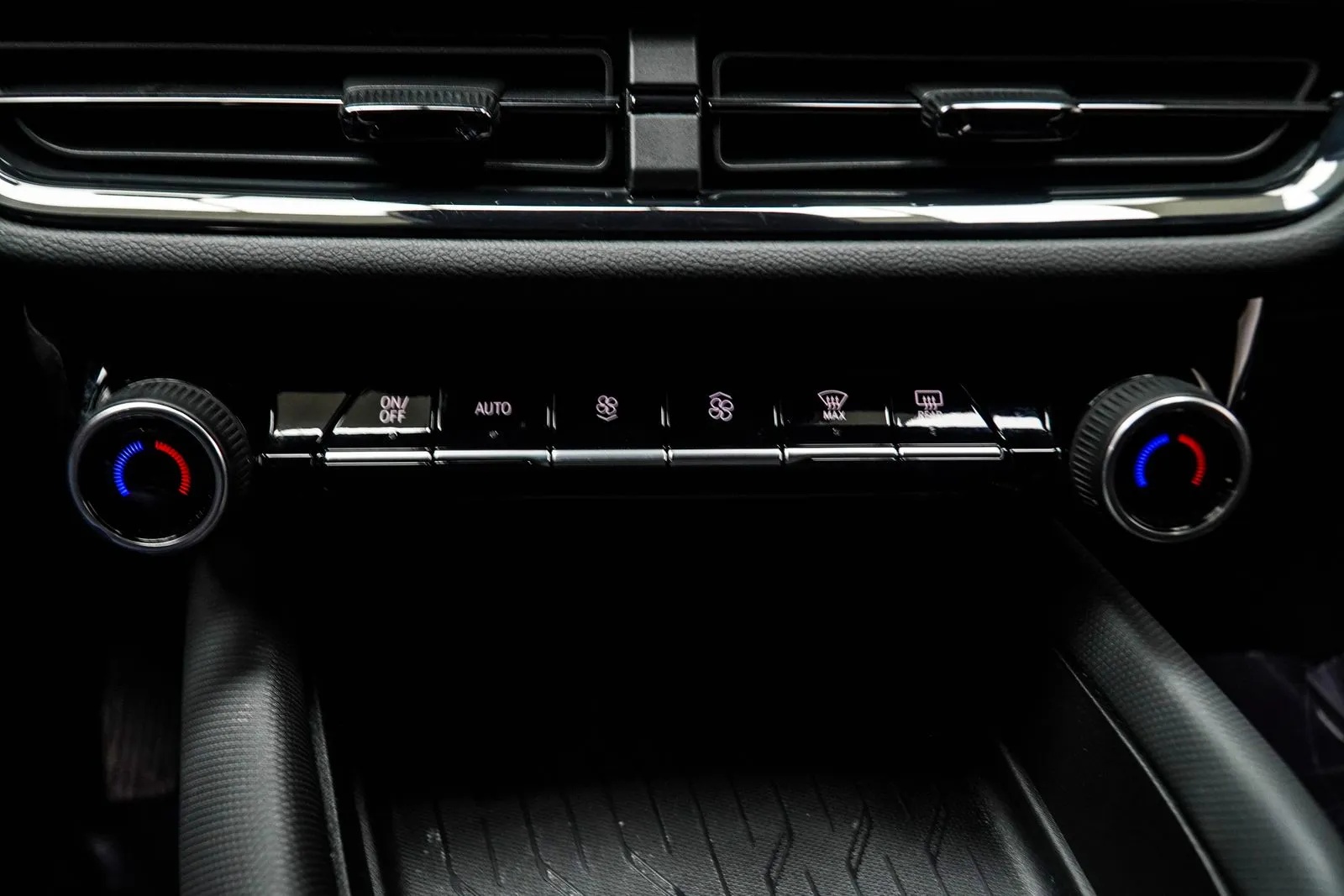 2024 Chevrolet Equinox EV RS, photo 20