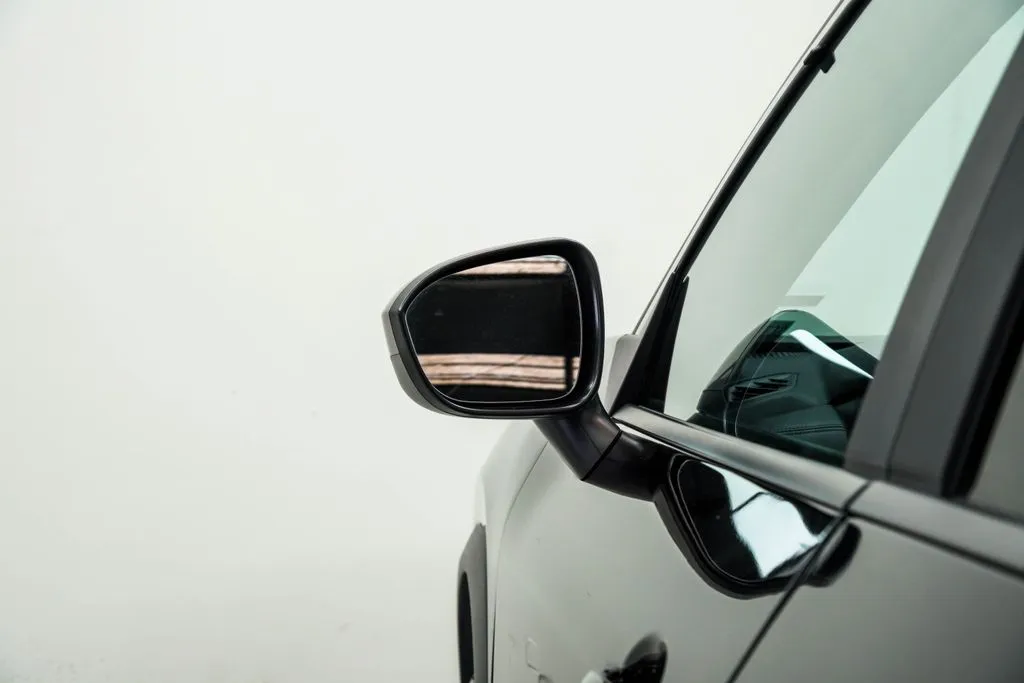 2025 Nissan Rogue SV, photo 14