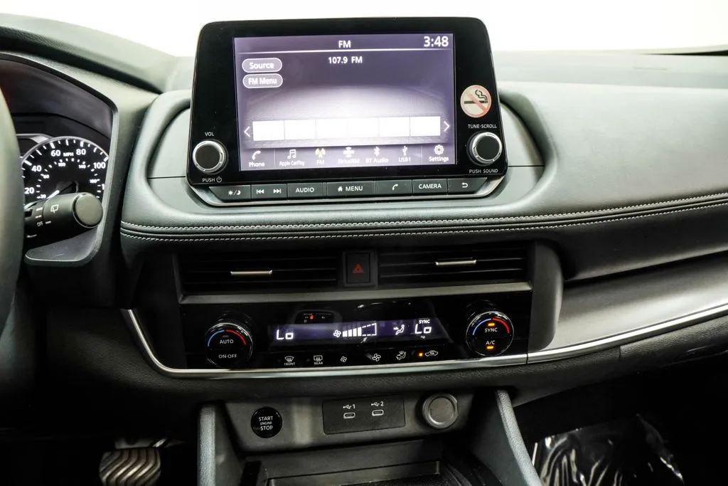2025 Nissan Rogue SV, photo 24
