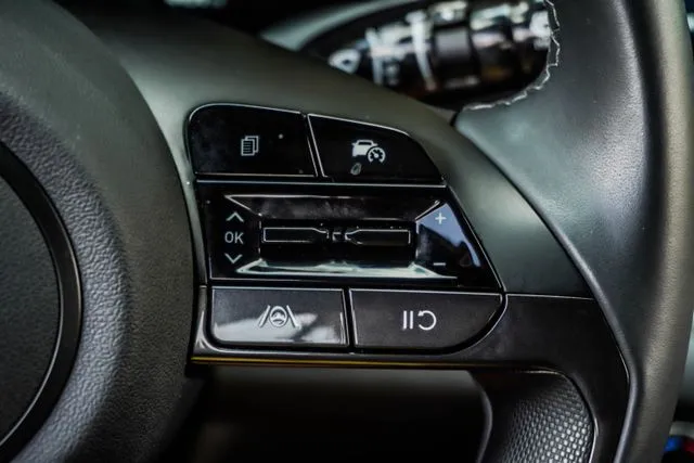 2025 Hyundai Elantra Hybrid SEL Sport, photo 36