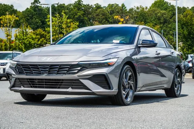 2025 Hyundai Elantra Hybrid SEL Sport, photo 8