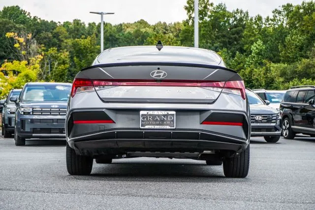 2025 Hyundai Elantra Hybrid SEL Sport, photo 11