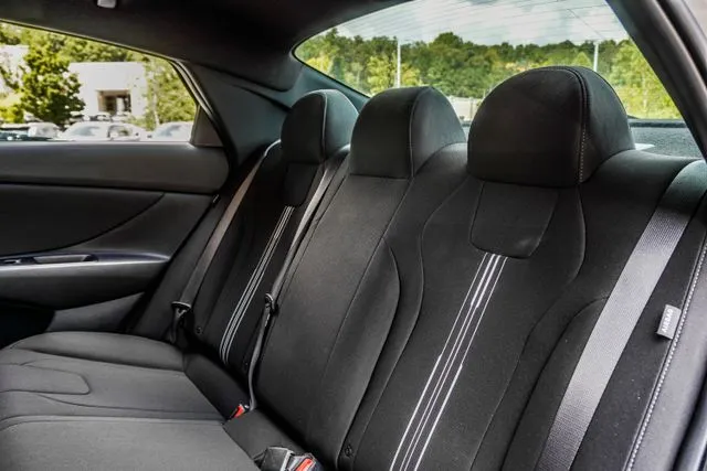 2025 Hyundai Elantra Hybrid SEL Sport, photo 38
